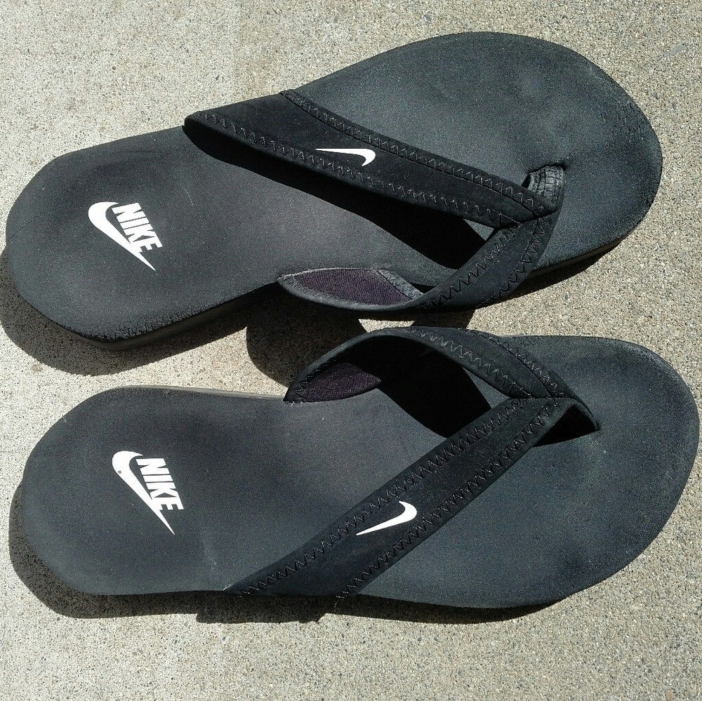 Nike Flip Flops Womens Size 8